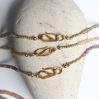 Sapphire Necklace in Green Meadow - Chocolate and Steel