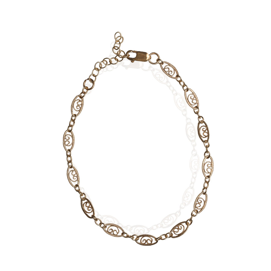 Filigree Heart Chain Bracelet – 14k Gold Fill