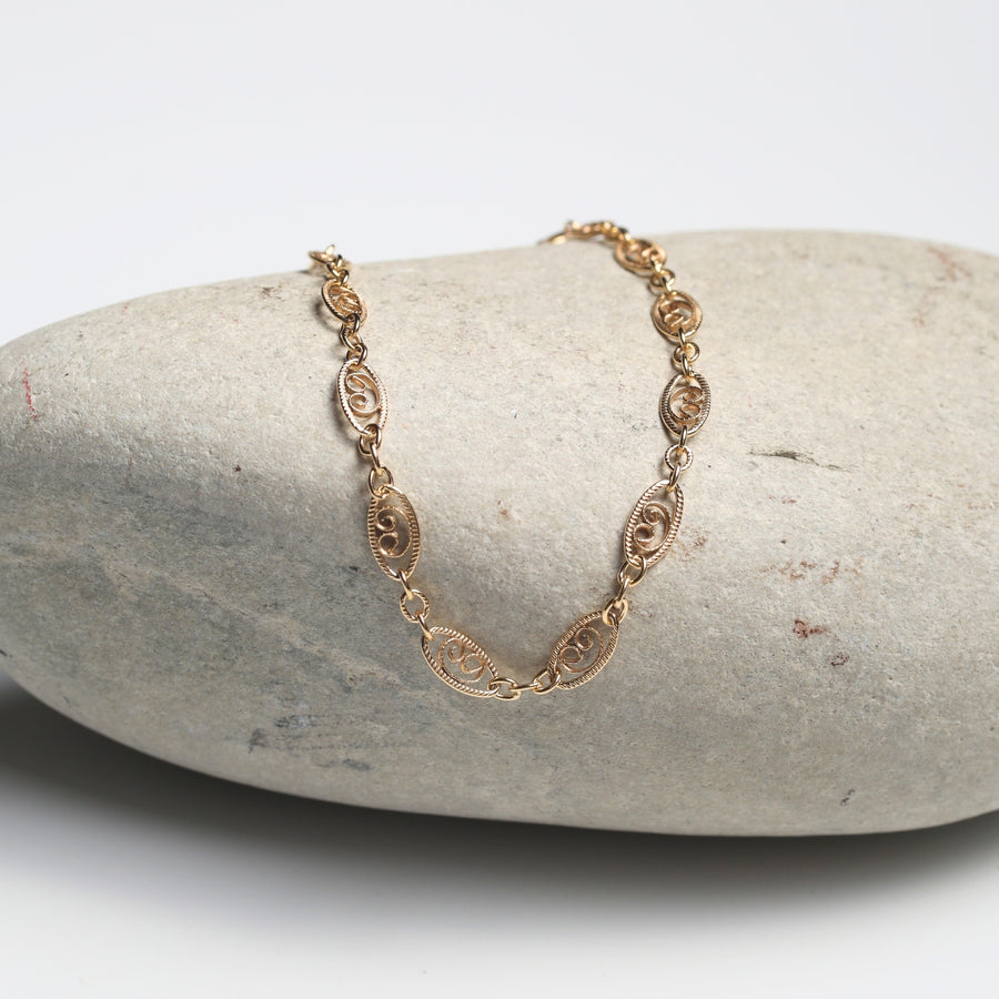 Filigree Heart Chain Bracelet – 14k Gold Fill