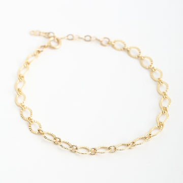Textured Oval Chain Bracelet