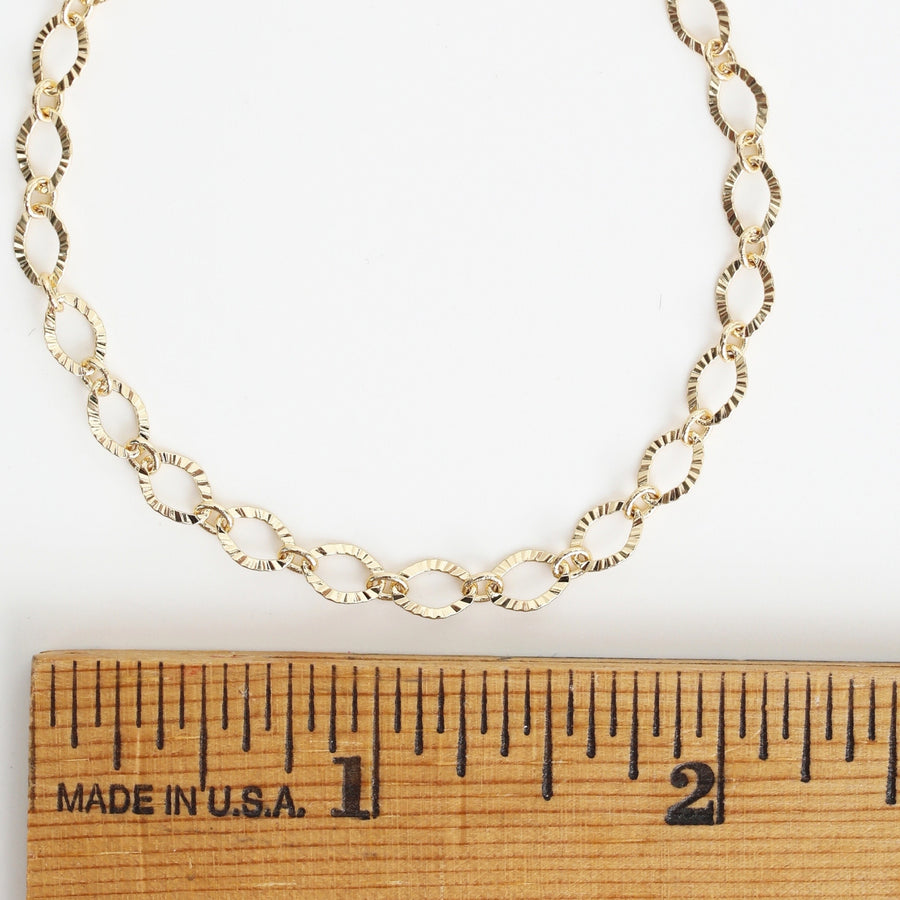 Textured Oval Chain Bracelet