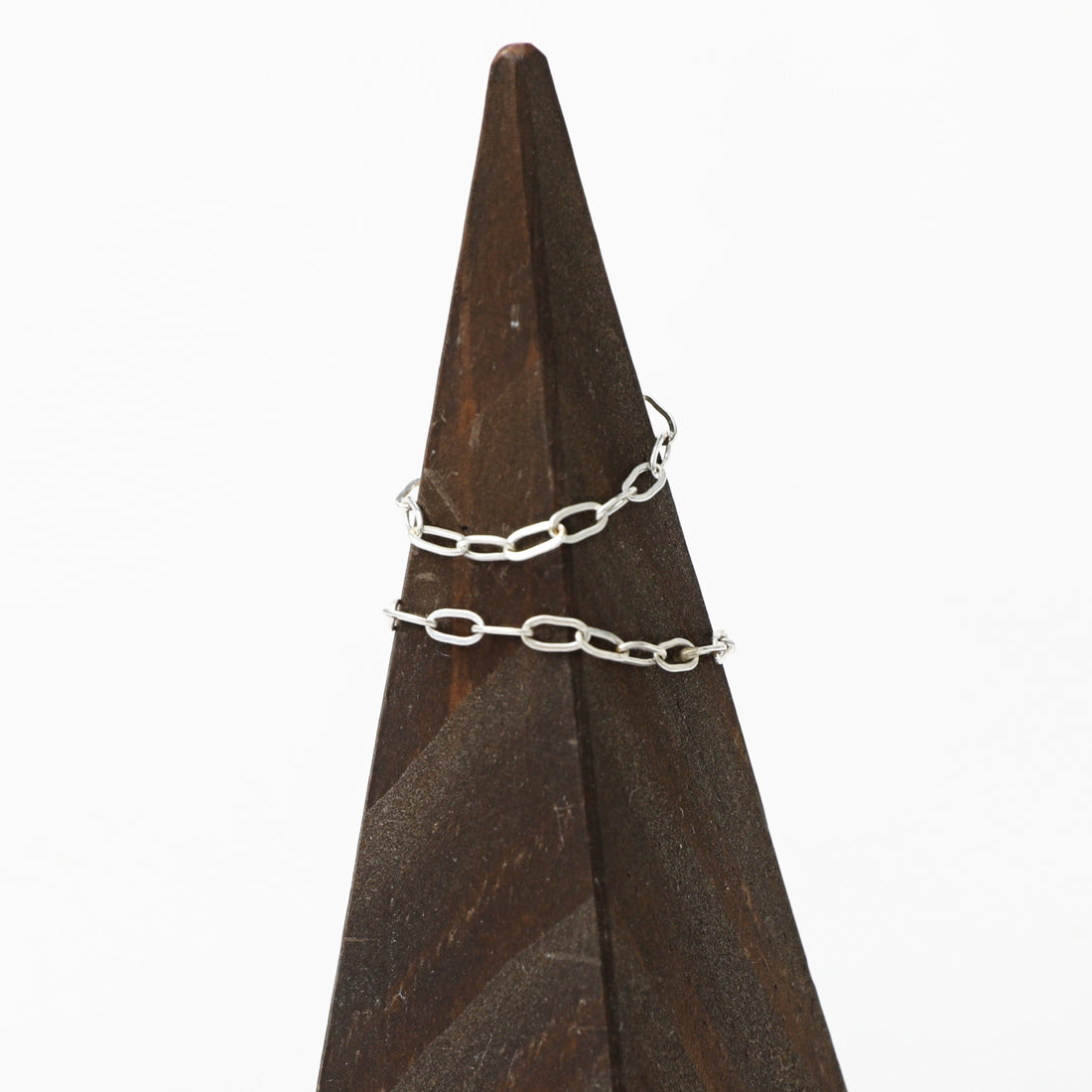 Delicate Link Ring