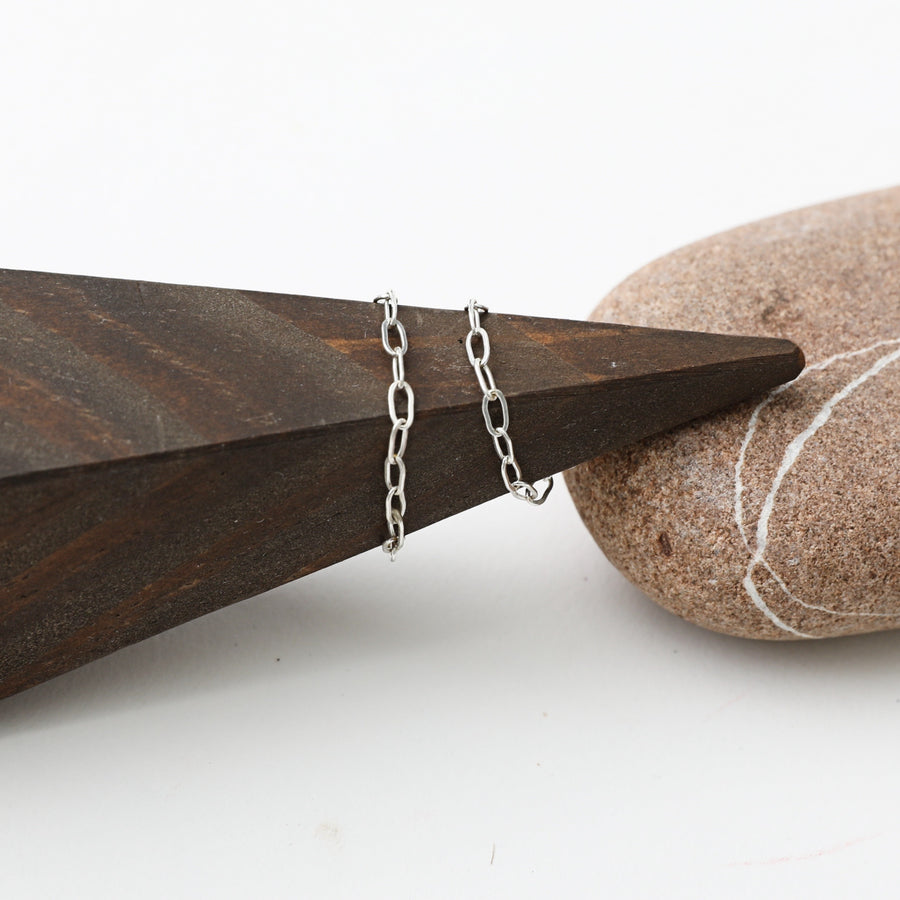 Delicate Link Ring