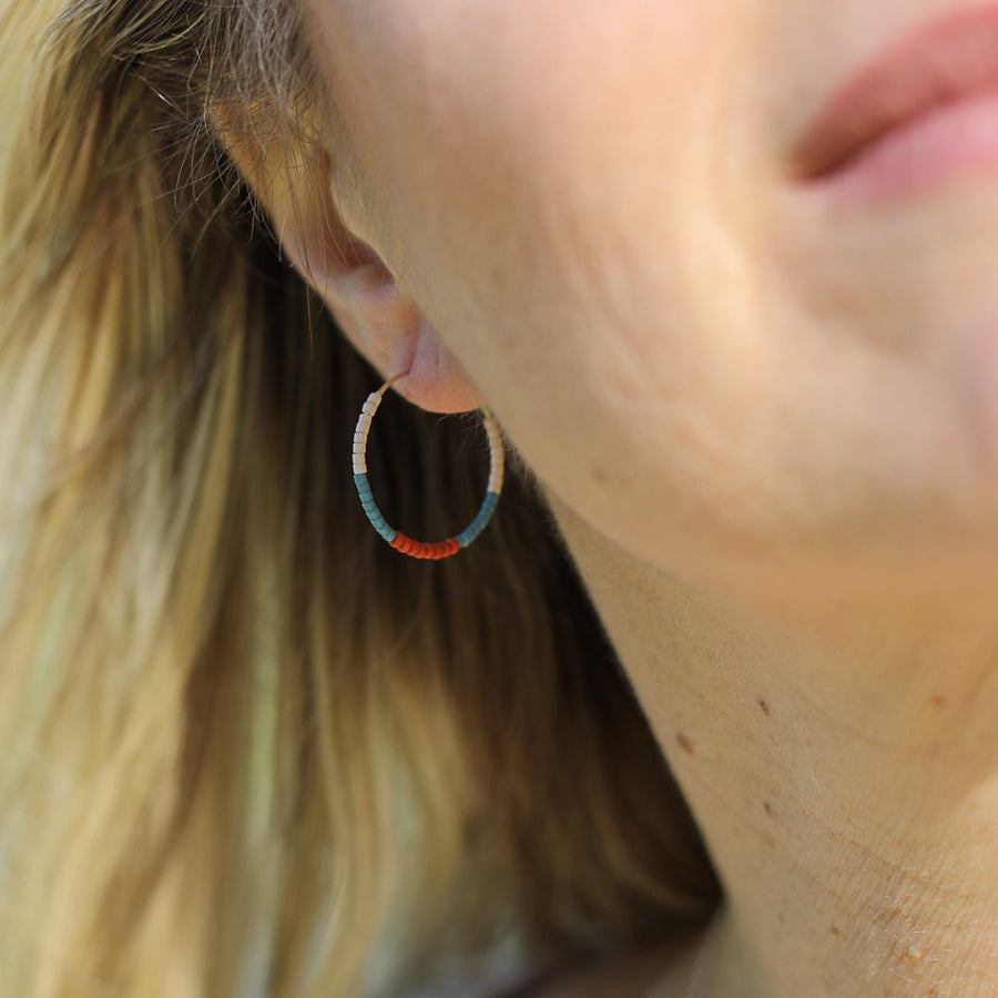 Maeve Color blocked beaded hoop earrings - Chocolate and Steel