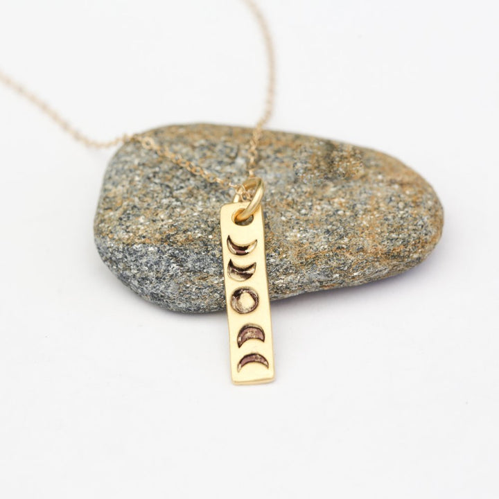 Moon phase necklace - Chocolate and Steel