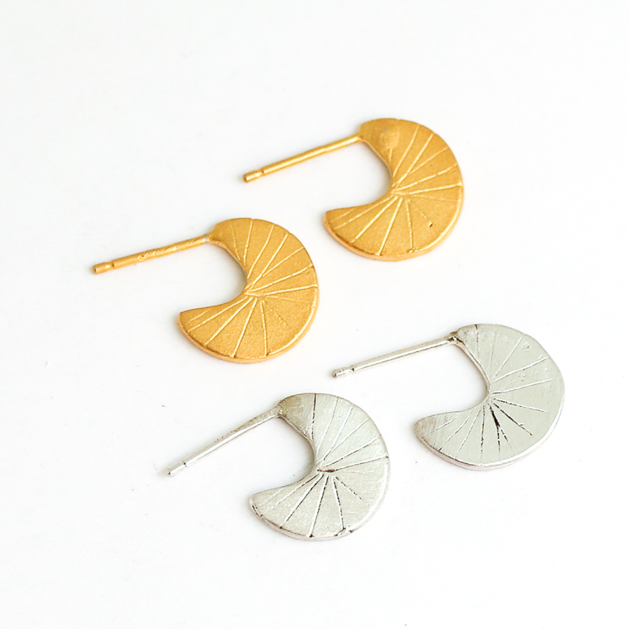 Shield - Radiating Circle Studs